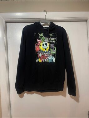 Hot Topic Black Nightmare Before Christmas Graphic Crewneck medium